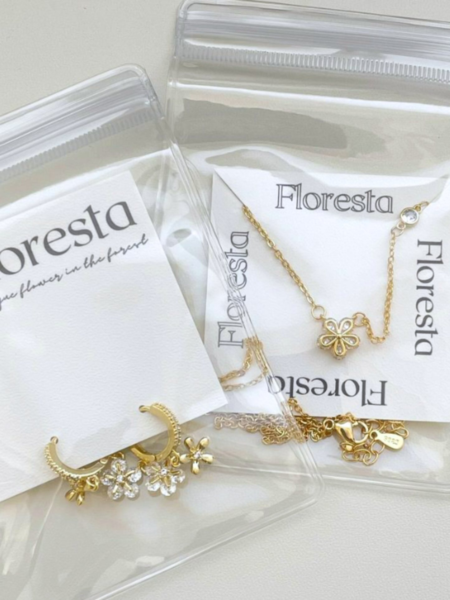 925 Silver Sakura’s sparkle necklace