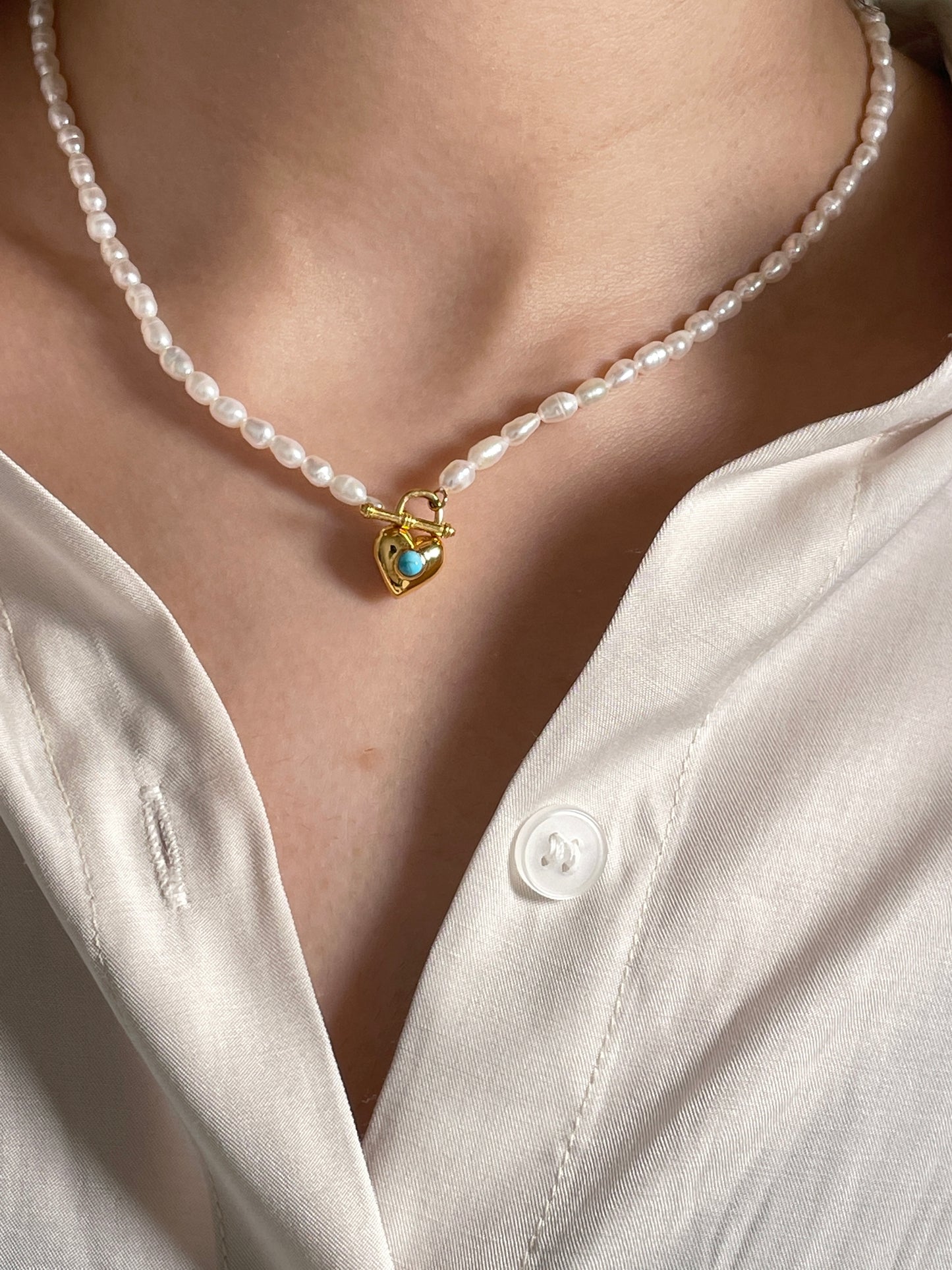 Emily Heartlocked Pearl Necklace 🔒